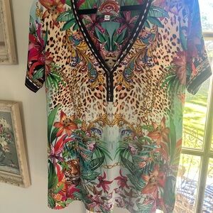 Johnny Was Medium to XL Multicolor V-Neck Women Top